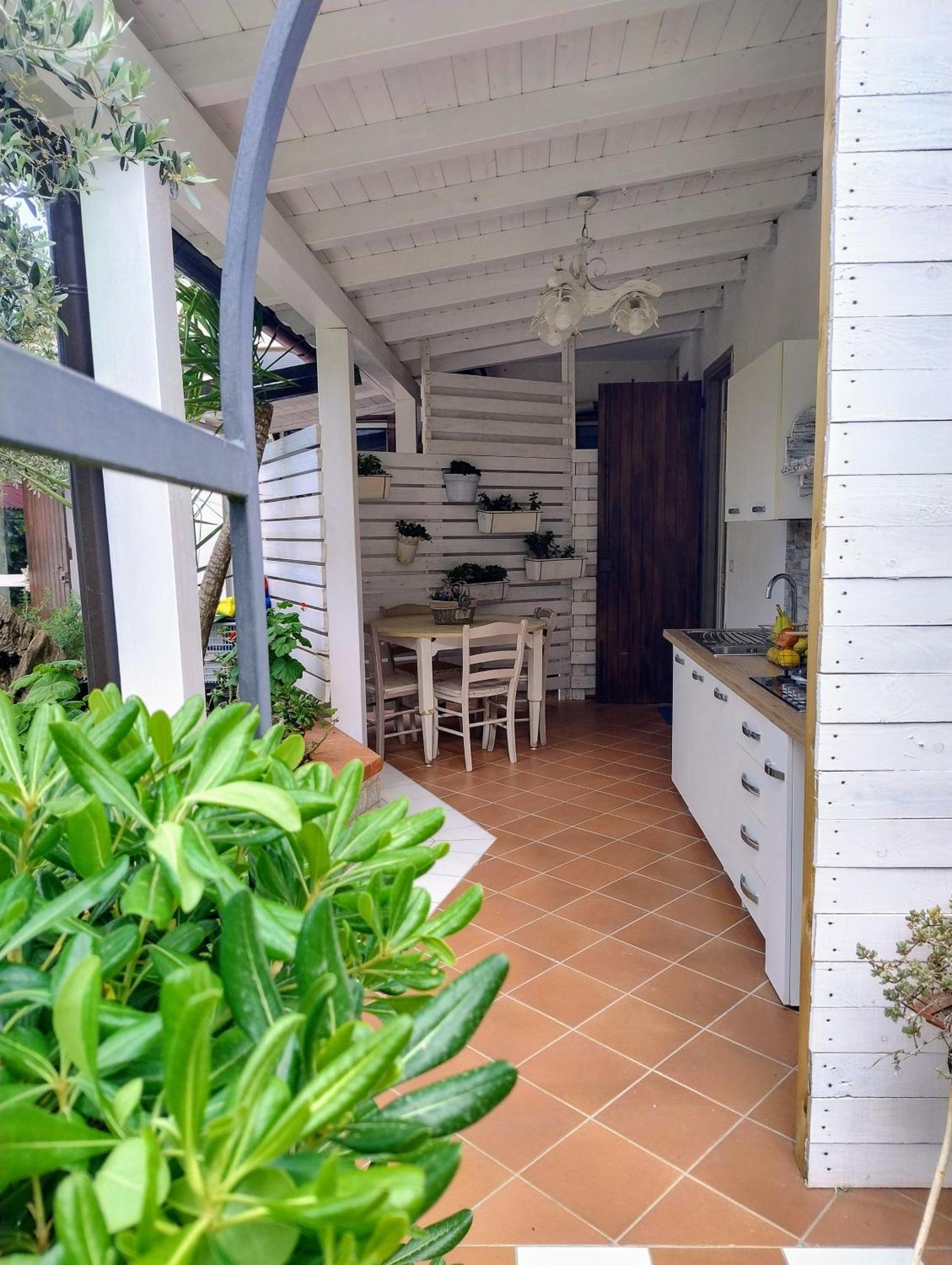 Grotta Dei Puntali B&B Каріні Номер фото